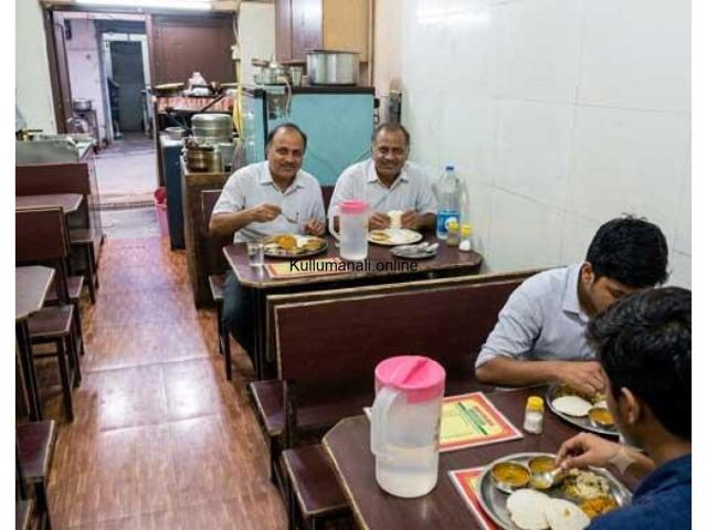 Punjabi Dhaba at Mall Road