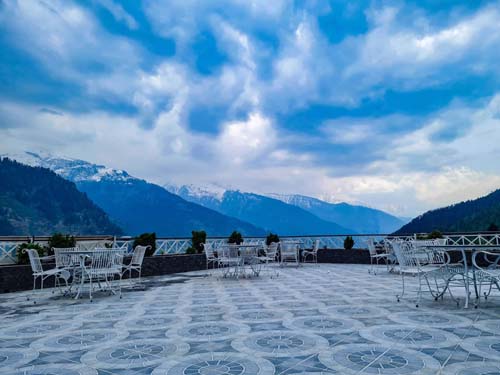 Hotel with Roof Terrace