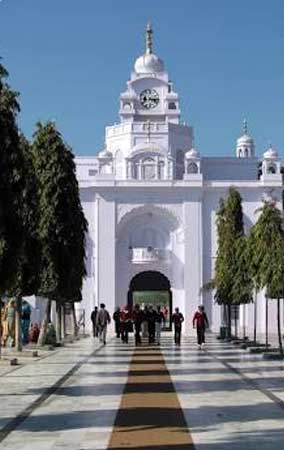 Gurudwara Fatehgarh Sahib