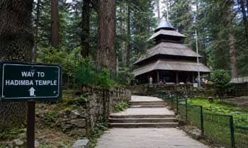 How to reach Manali
