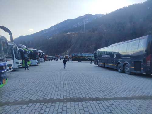 Volvo buses parked at Manali Bus Stand